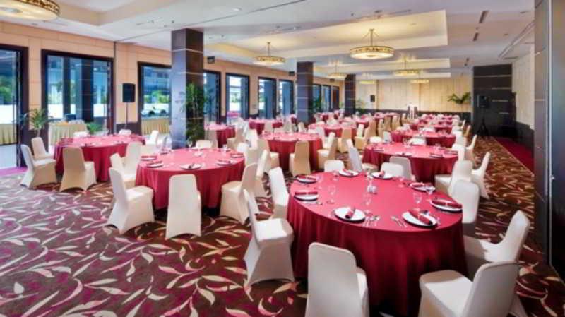 Mercure Pontianak City Center Exterior photo