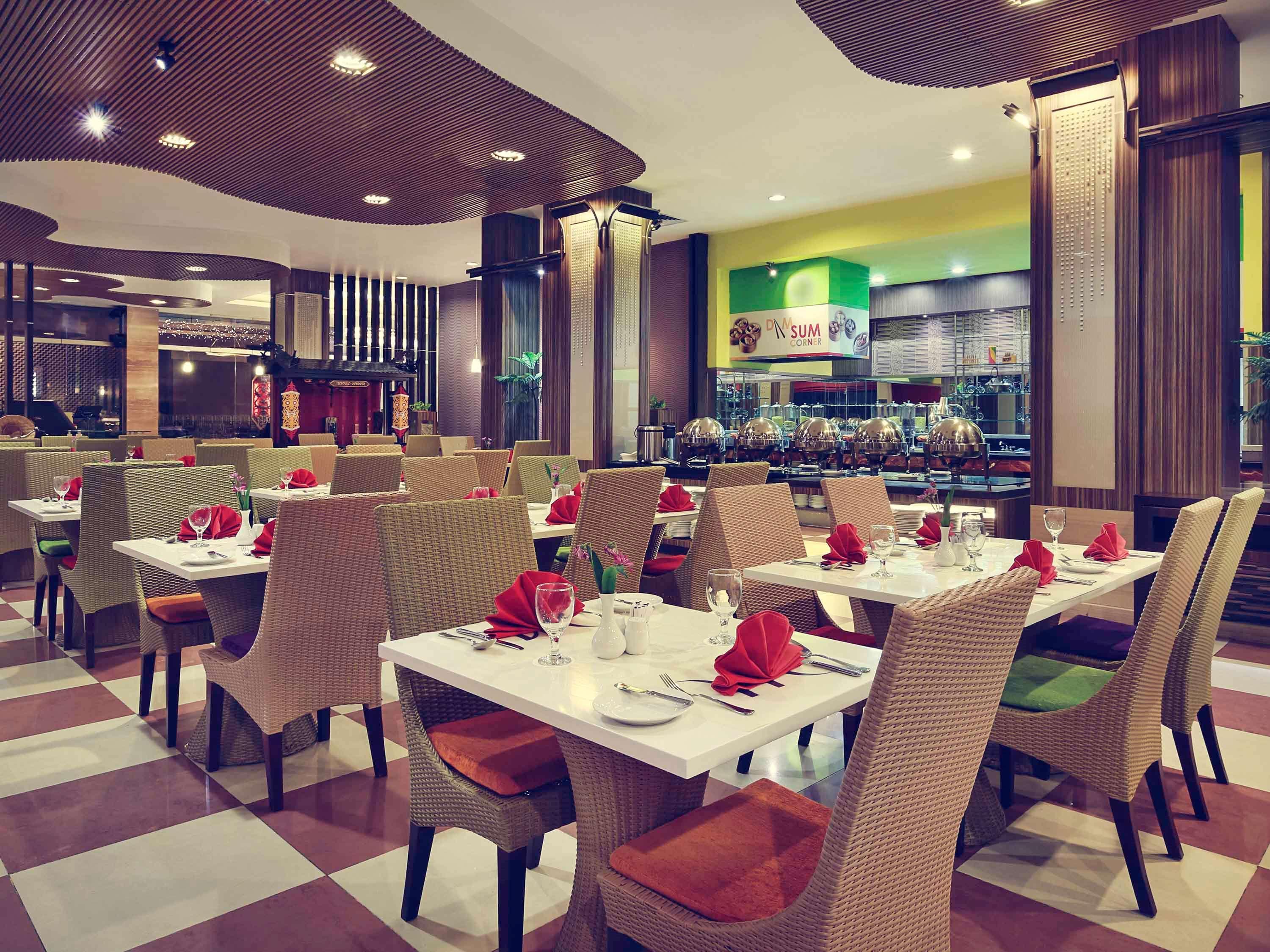 Mercure Pontianak City Center Exterior photo