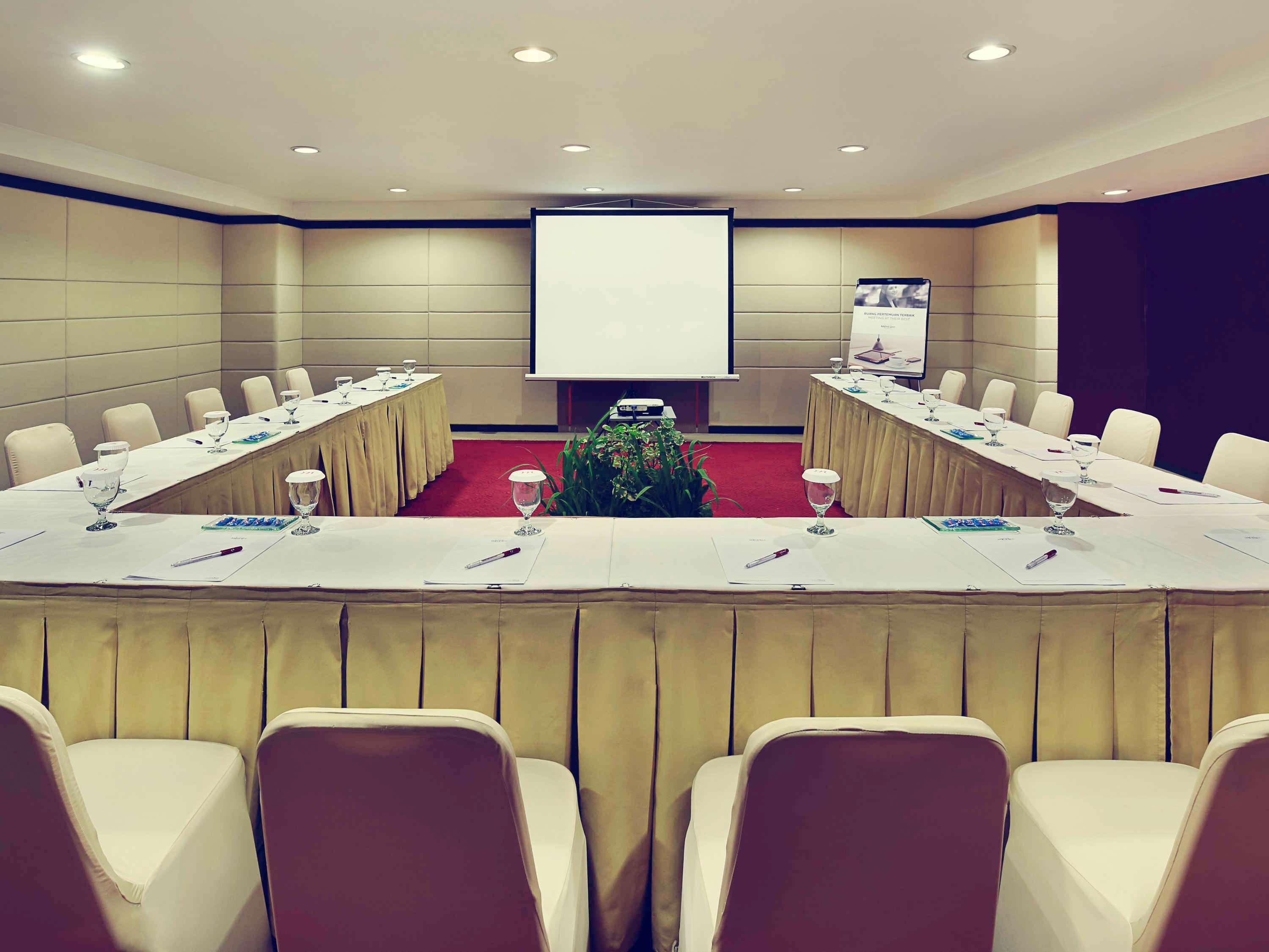 Mercure Pontianak City Center Exterior photo