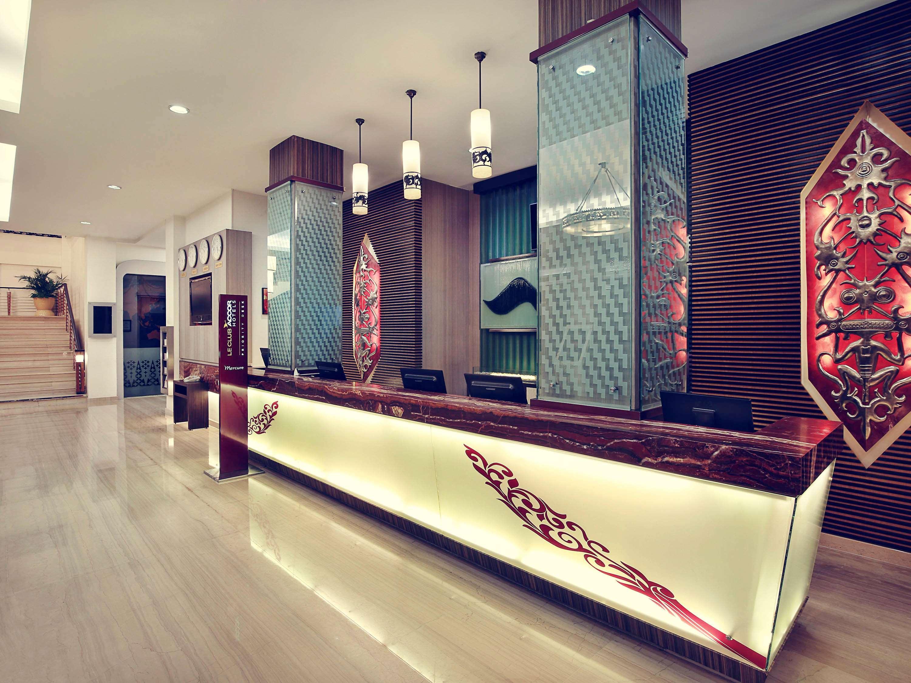 Mercure Pontianak City Center Exterior photo
