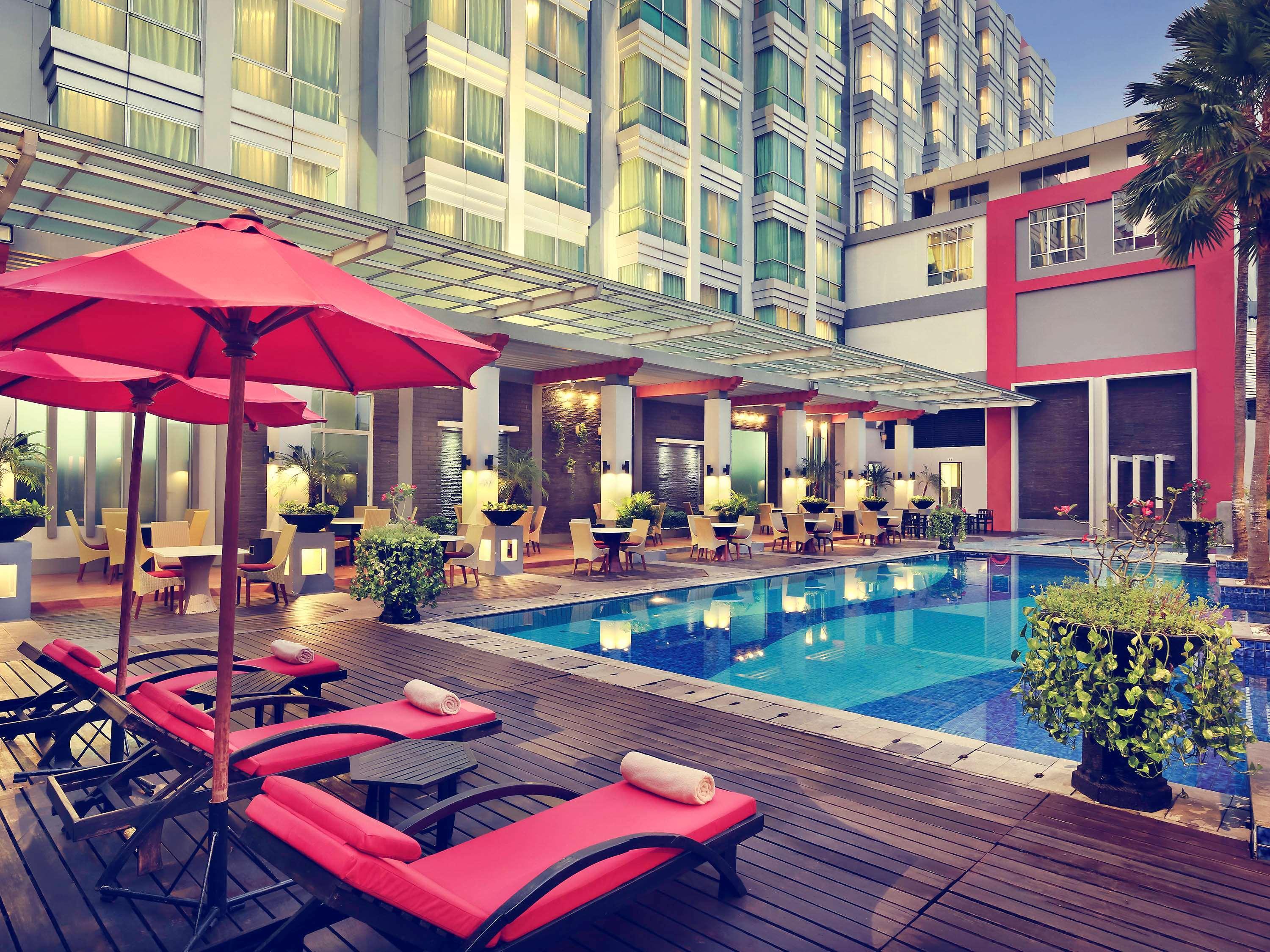Mercure Pontianak City Center Exterior photo