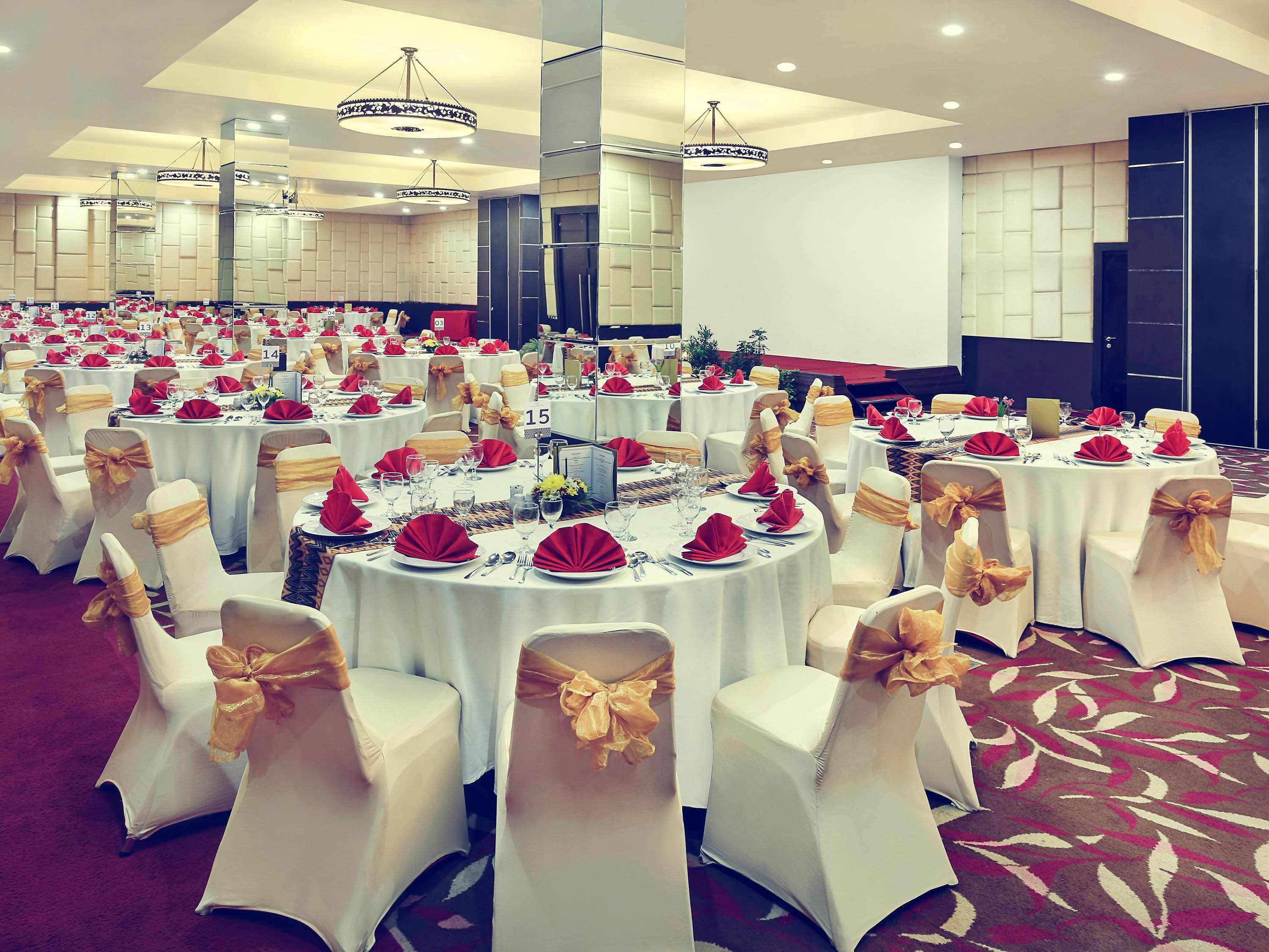 Mercure Pontianak City Center Exterior photo
