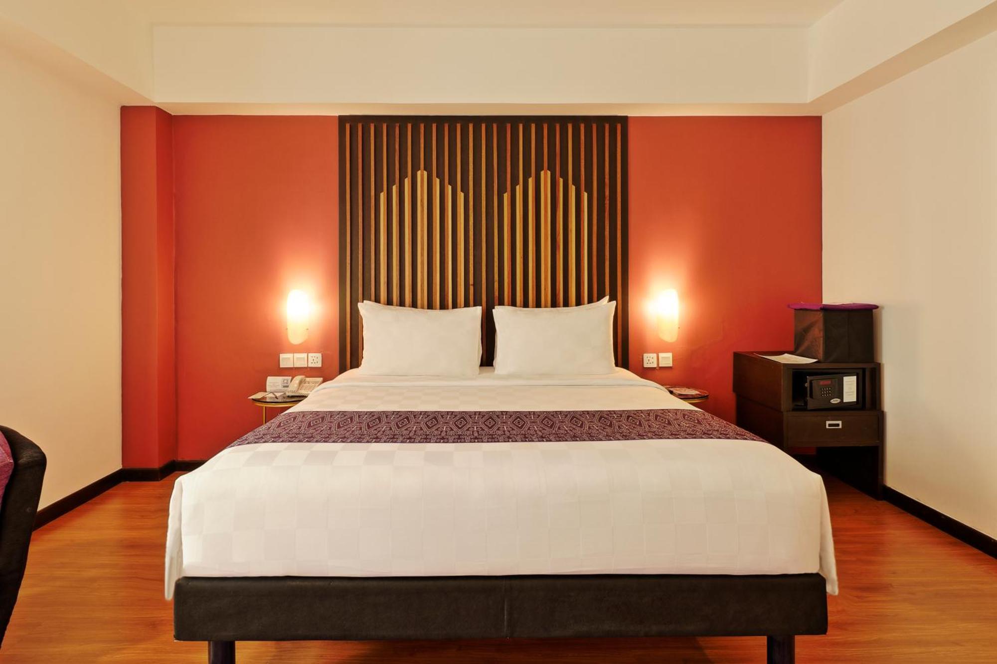 Mercure Pontianak City Center Exterior photo