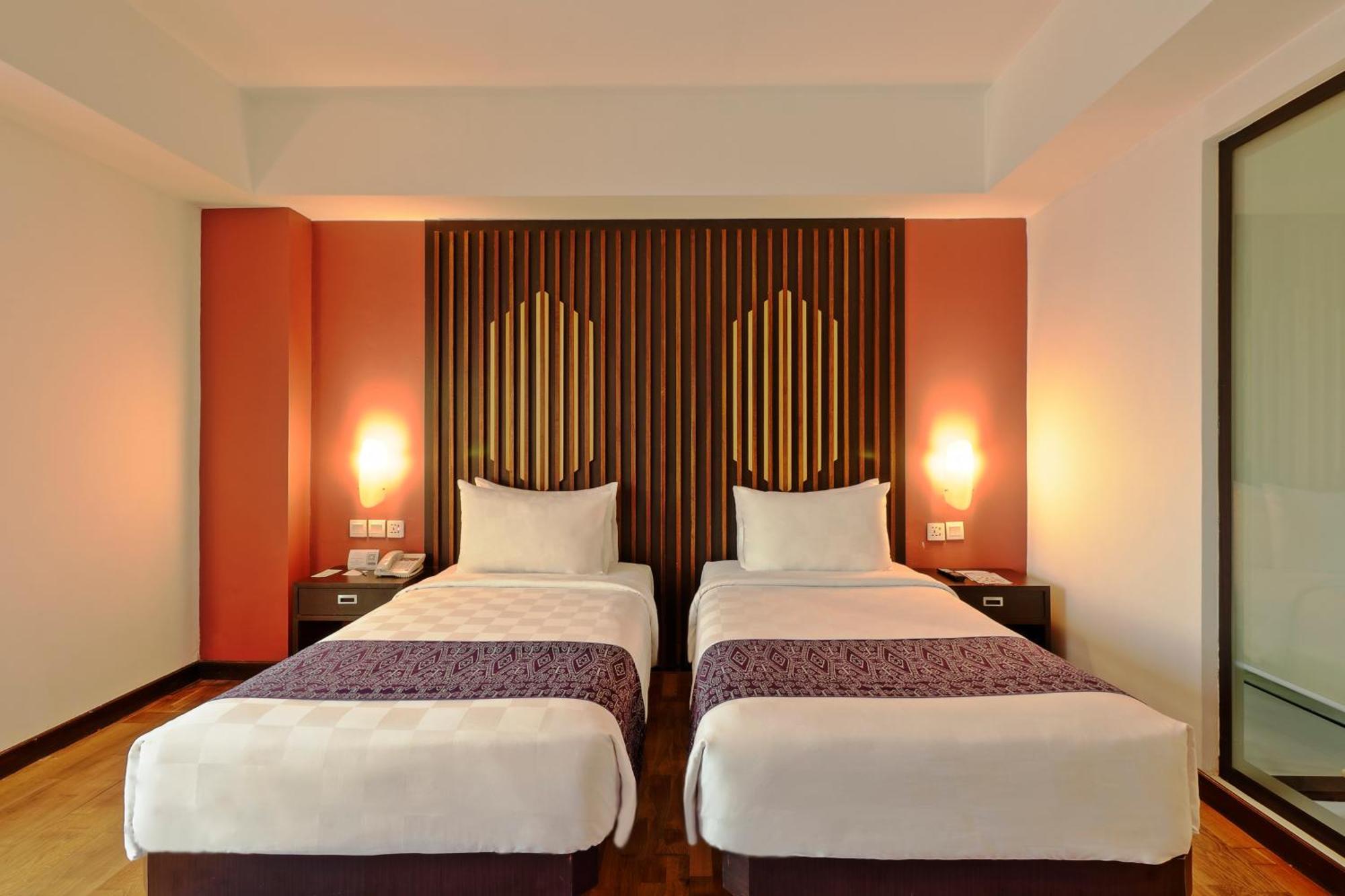 Mercure Pontianak City Center Exterior photo