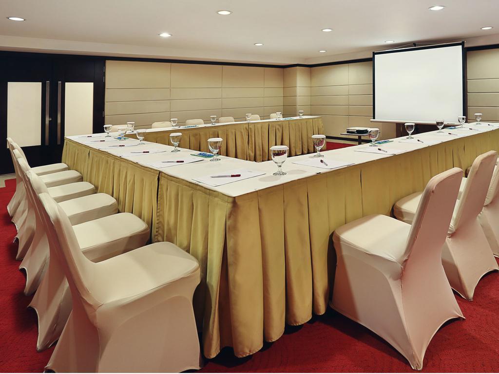Mercure Pontianak City Center Exterior photo
