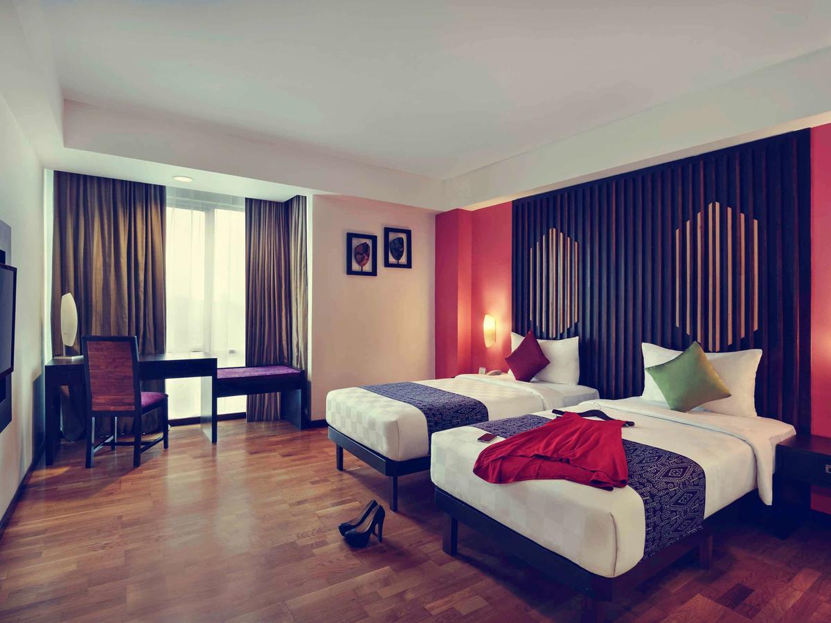 Mercure Pontianak City Center Exterior photo