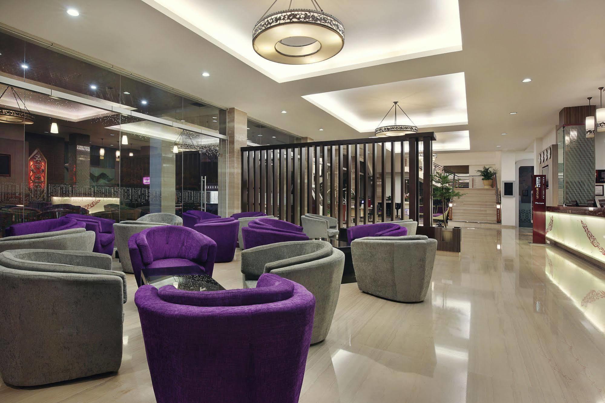 Mercure Pontianak City Center Exterior photo
